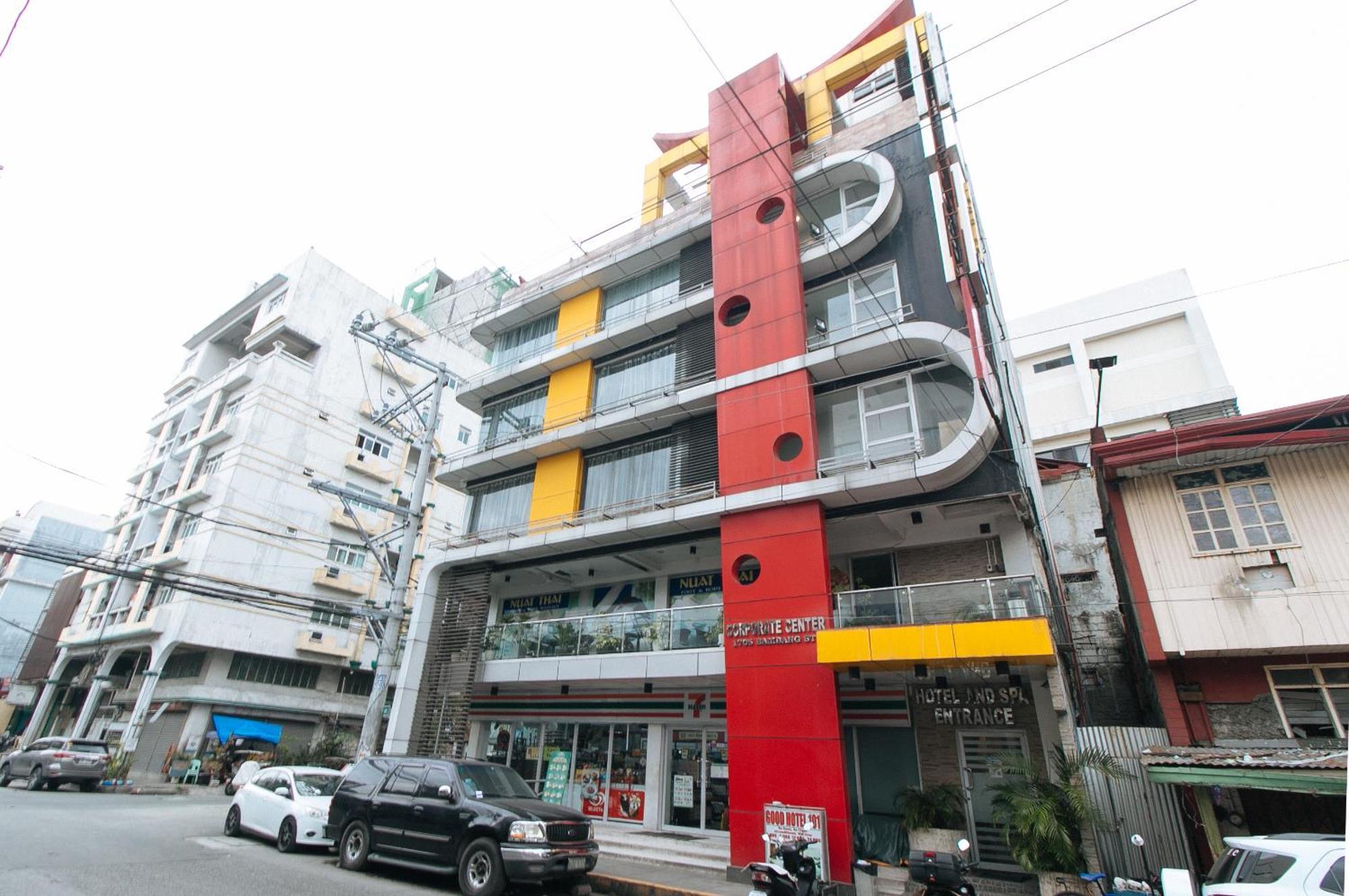 红门酒店-近班邦站 马尼拉 外观 照片